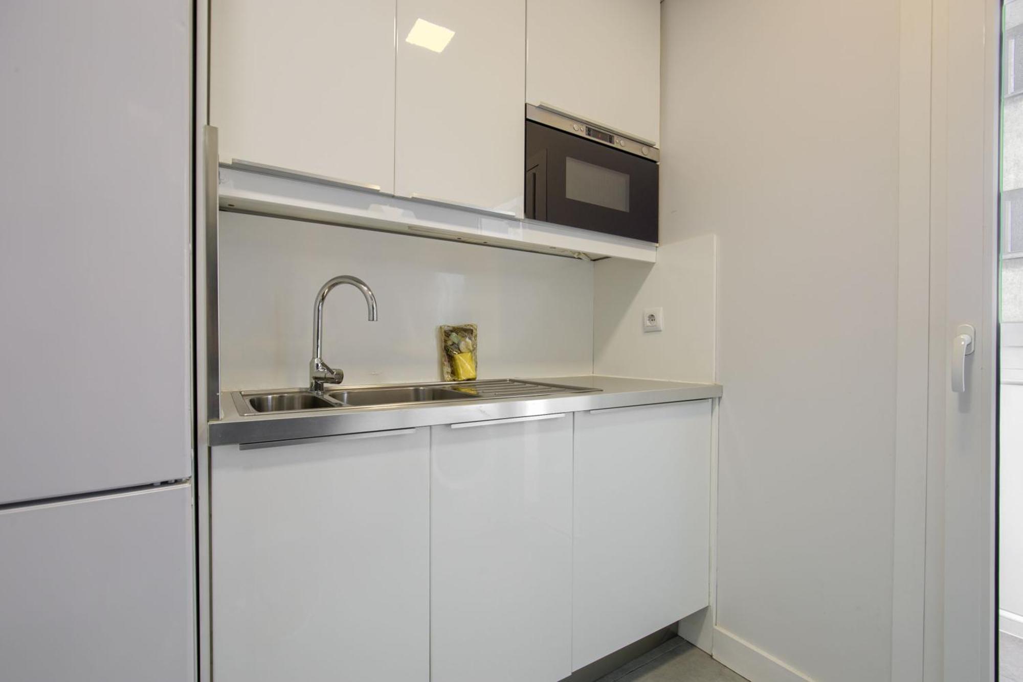 Dobo Madrid Ventas Apartment Exterior photo