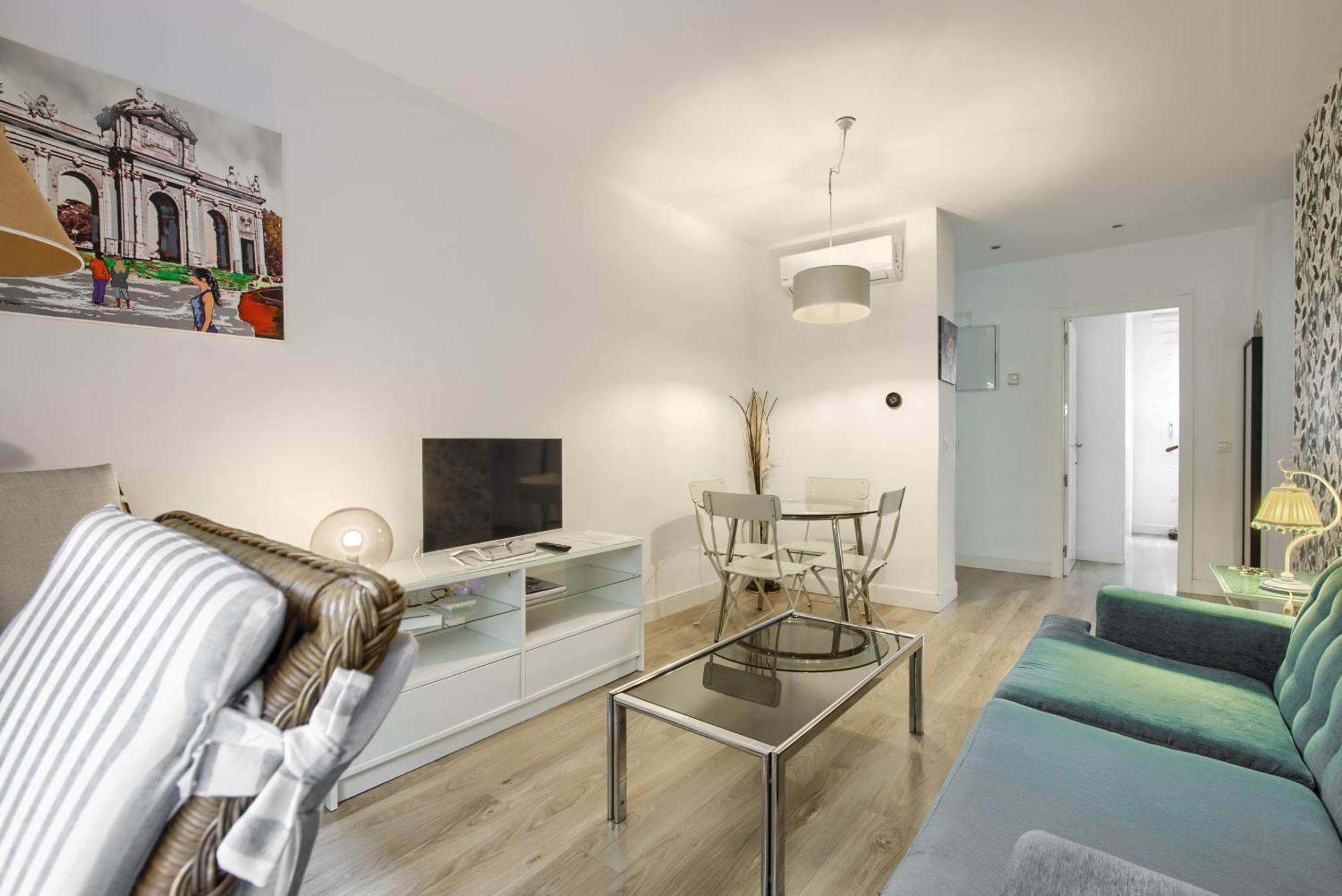Dobo Madrid Ventas Apartment Exterior photo