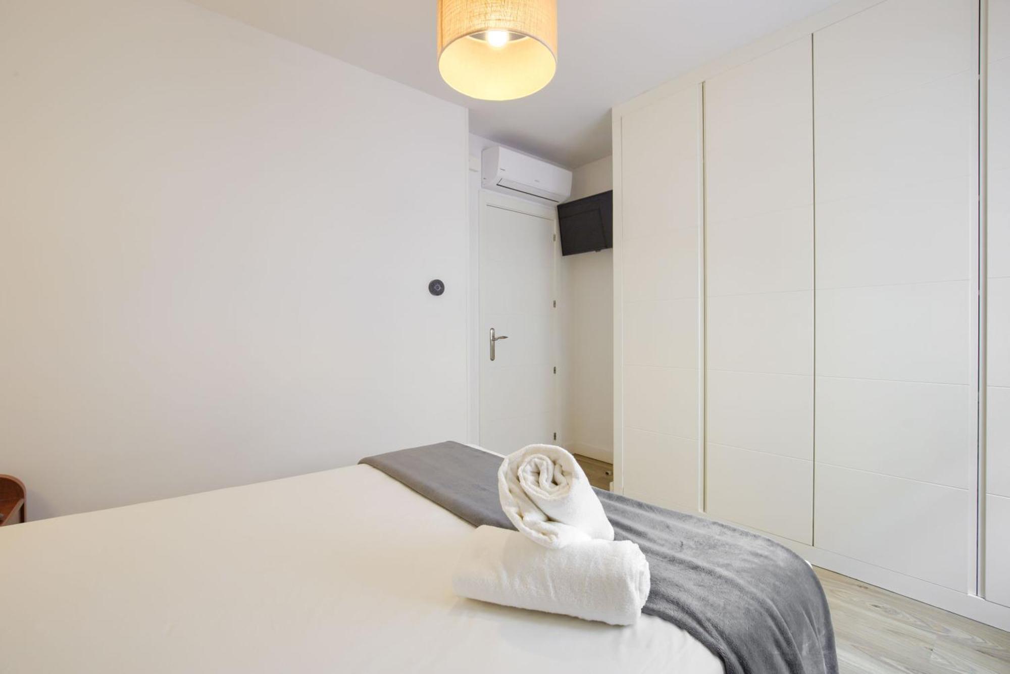 Dobo Madrid Ventas Apartment Exterior photo